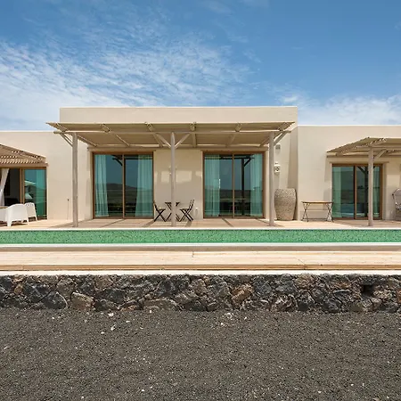 Villa In Take A Swim In Our 15m Long Pool Lajares